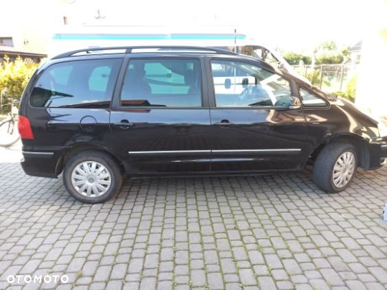 Volkswagen Sharan 1.9 TDI Comfortline - 1