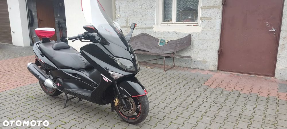 Yamaha Tmax - 5
