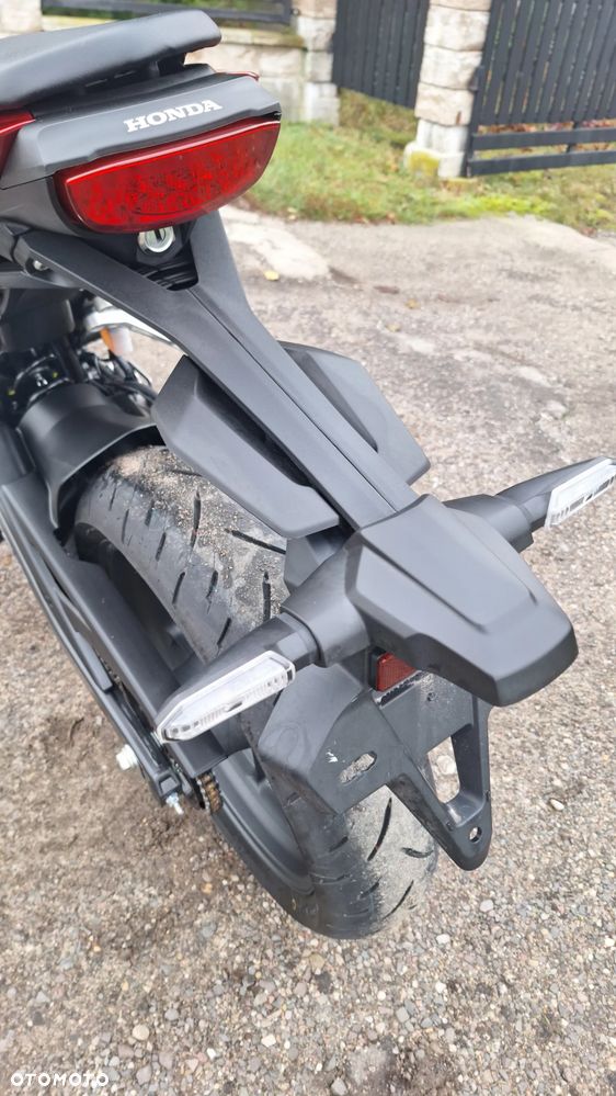 Honda CB - 33