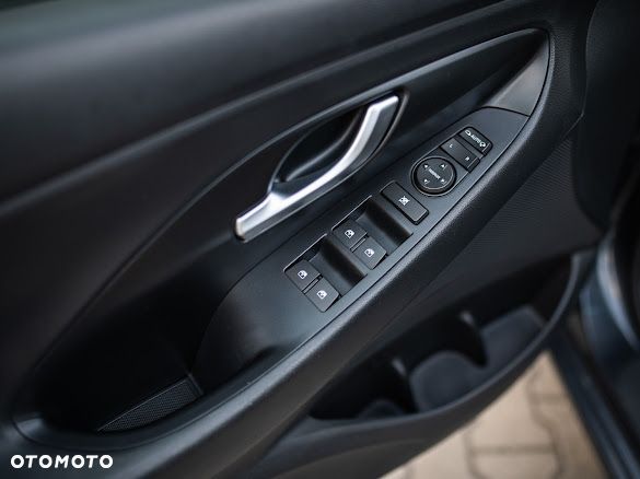 Hyundai i30 - 25