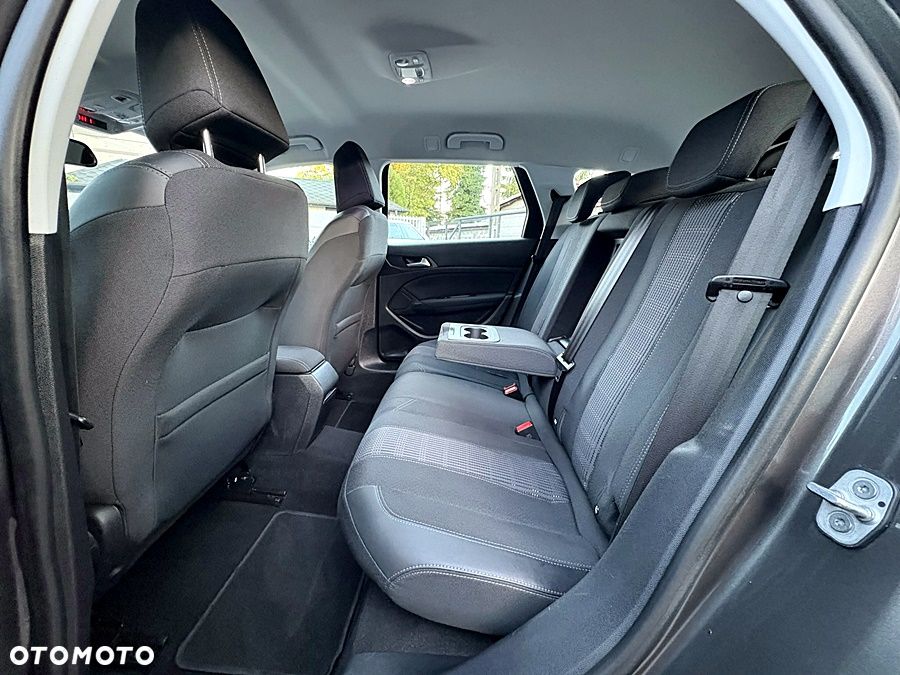 Peugeot 308 1.5 BlueHDi Allure S&S - 17