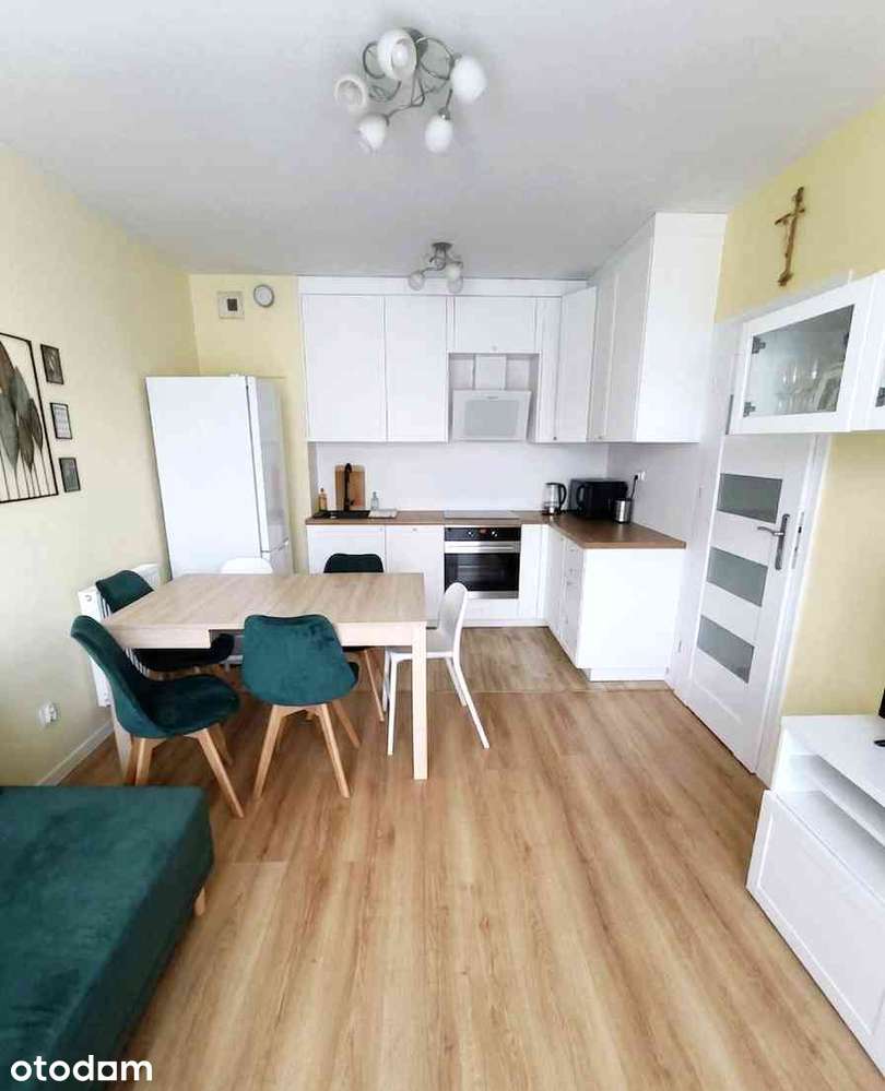 3 pokoje | 50 m² | 1 piętro | garaż z KW | loggia | Skarbka z Gór 138