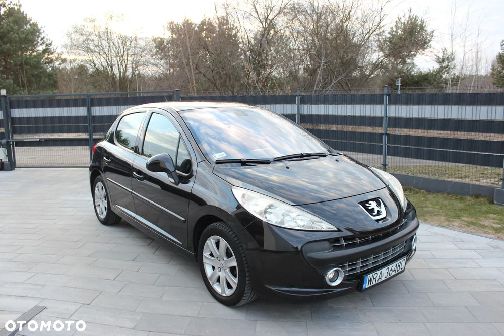 Peugeot 207 - 2