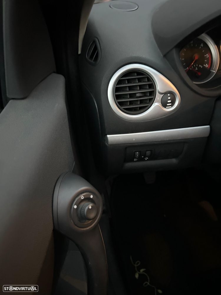 Renault Clio 1.5 dCi ESP Edition Dynamique - 5