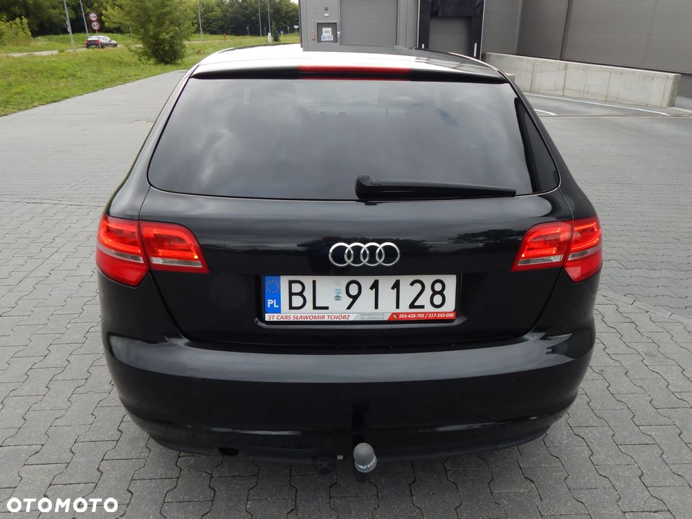 Audi A3 Sportback 1.6 TDI Attraction - 11