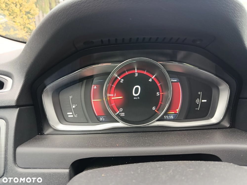 Volvo V70 D4 Drive-E Dynamic Summum - 28