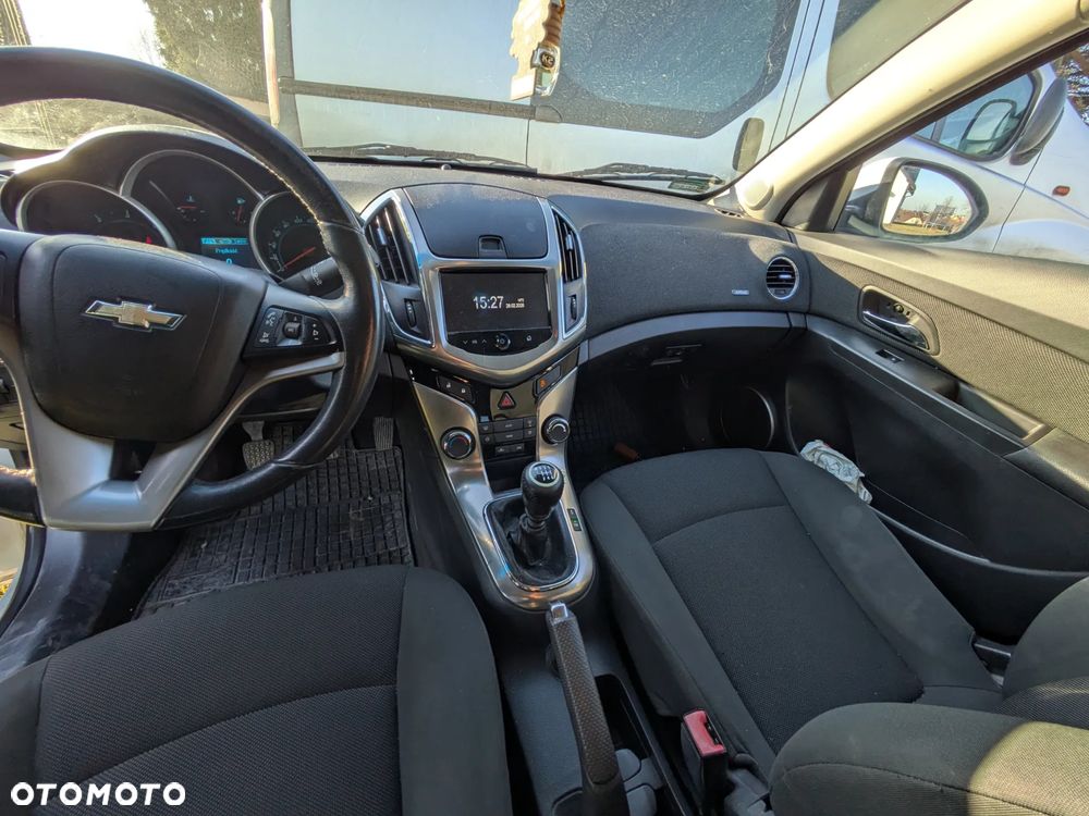 Chevrolet Cruze 1.7 D LT+ Premium - 4