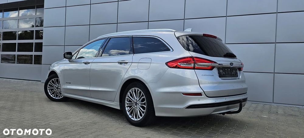 Ford Mondeo 2.0 Hybrid Titanium - 13
