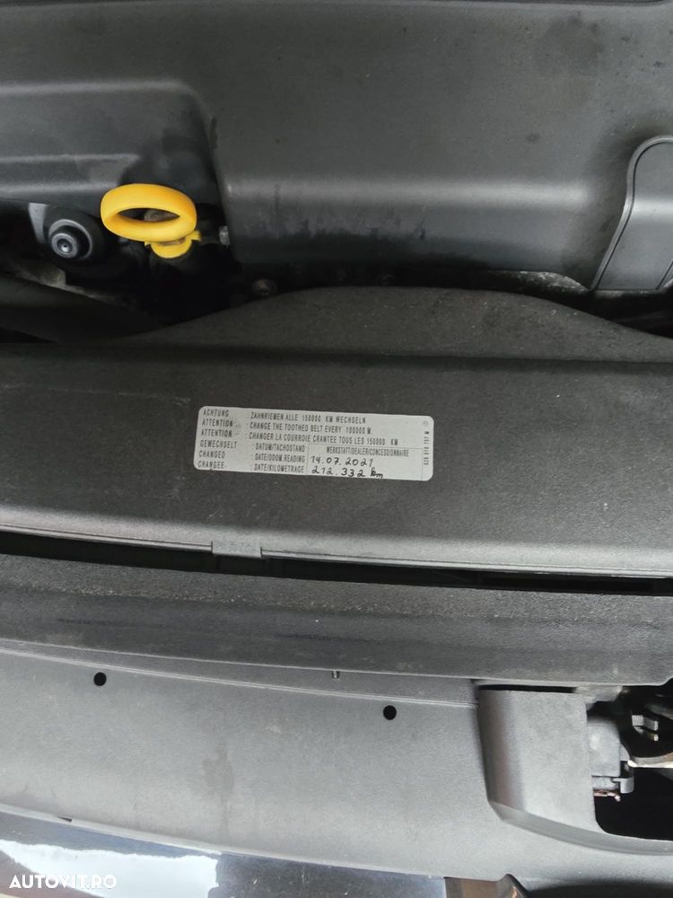 Volkswagen Golf - 30