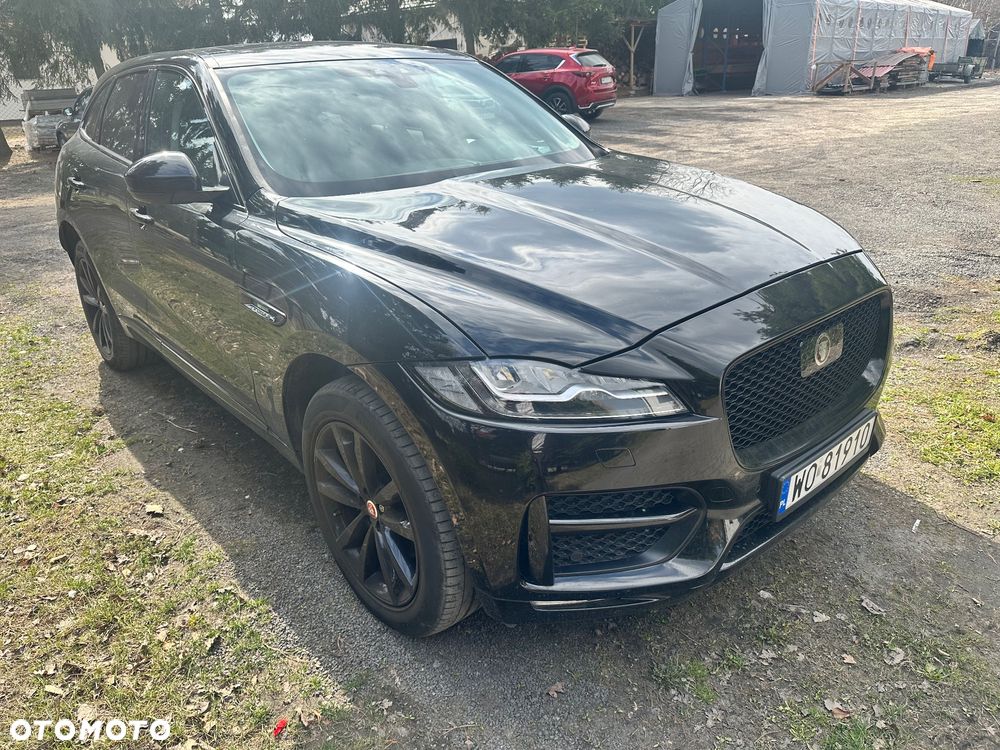 Jaguar F-Pace 25t AWD R-Sport - 2