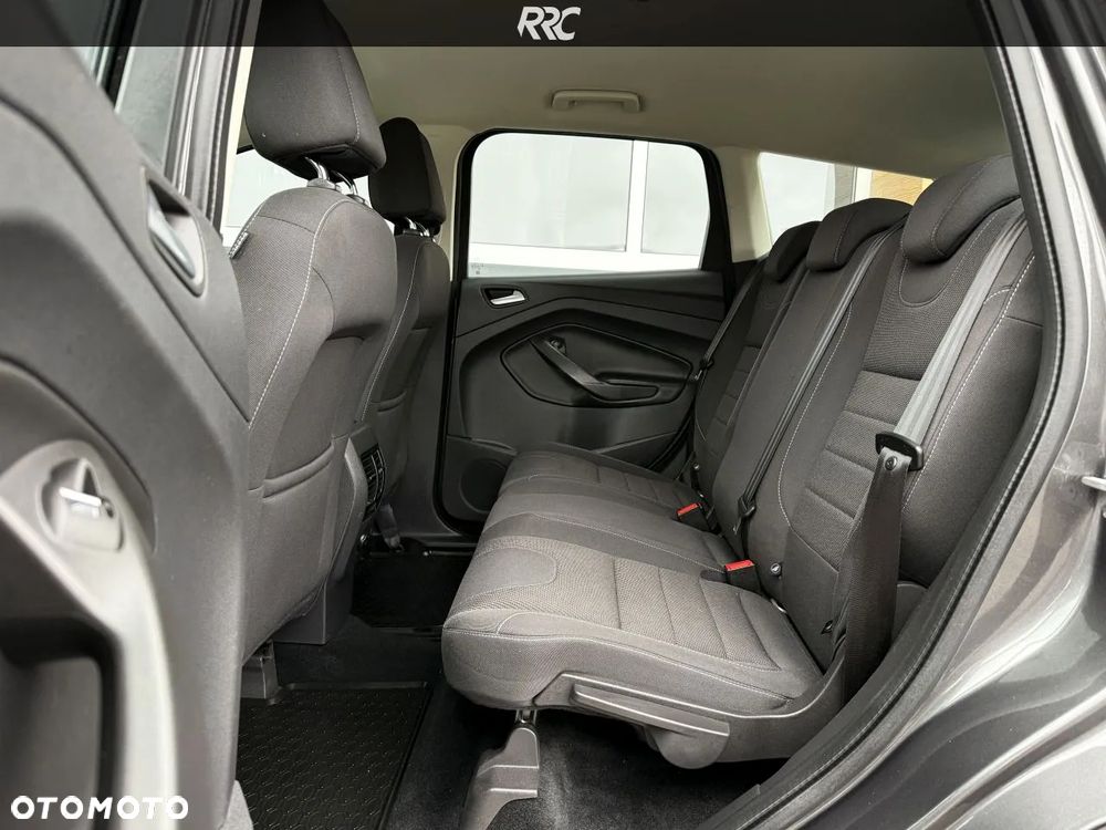 Ford Kuga 2.0 TDCi 4x4 Titanium - 27