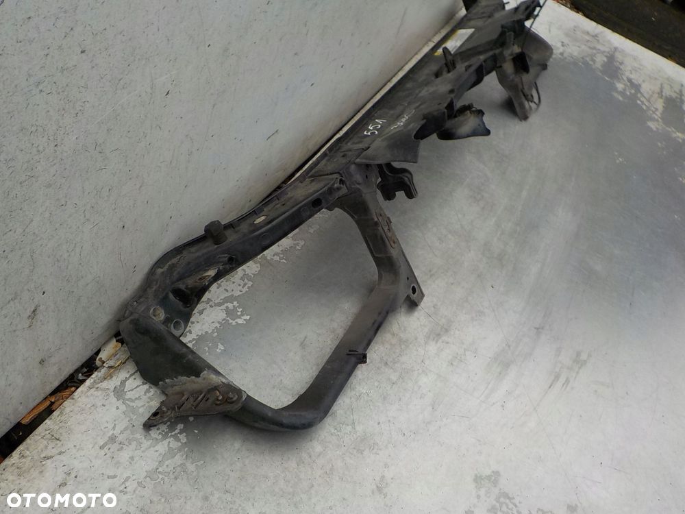 551 CHRYSLER 300 C PAS PRZEDNI BELKA - 4