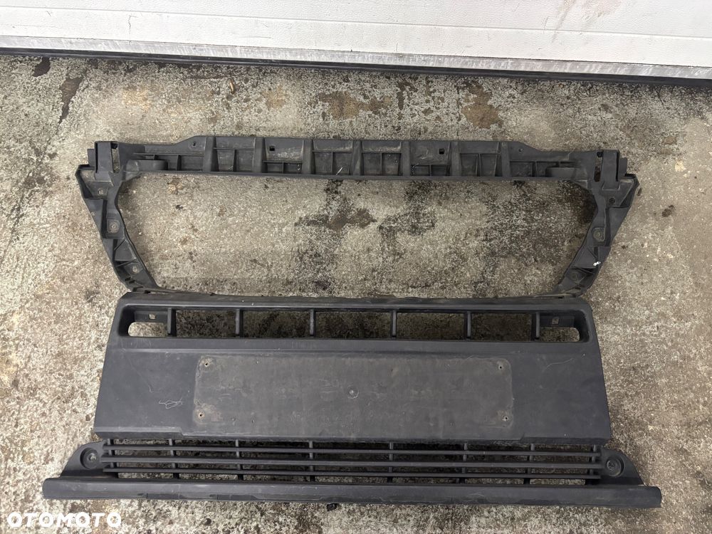 FIAT DUCATO III ZDERZAK KRATKA SRODKOWA 1315077070 - 3