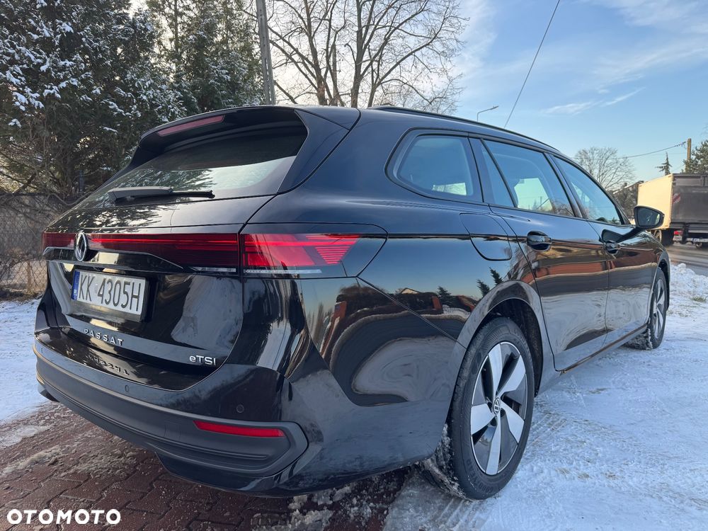 Volkswagen Passat - 8