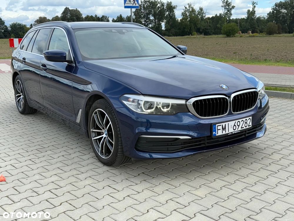 BMW Seria 5 520d xDrive Luxury Line sport - 3