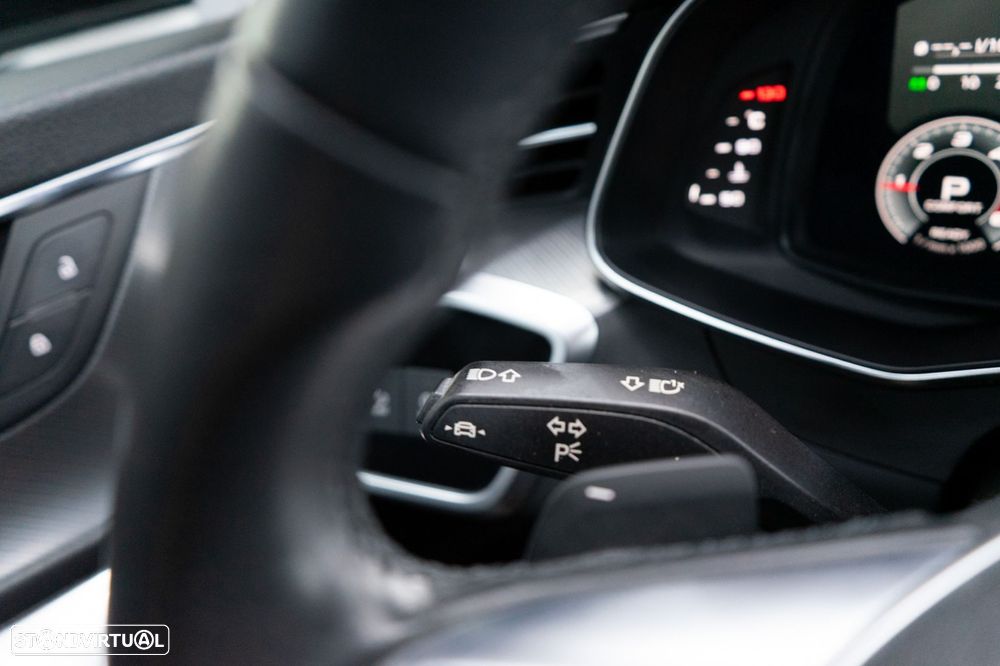 Audi A6 Avant 40 TDI S tronic S line - 37