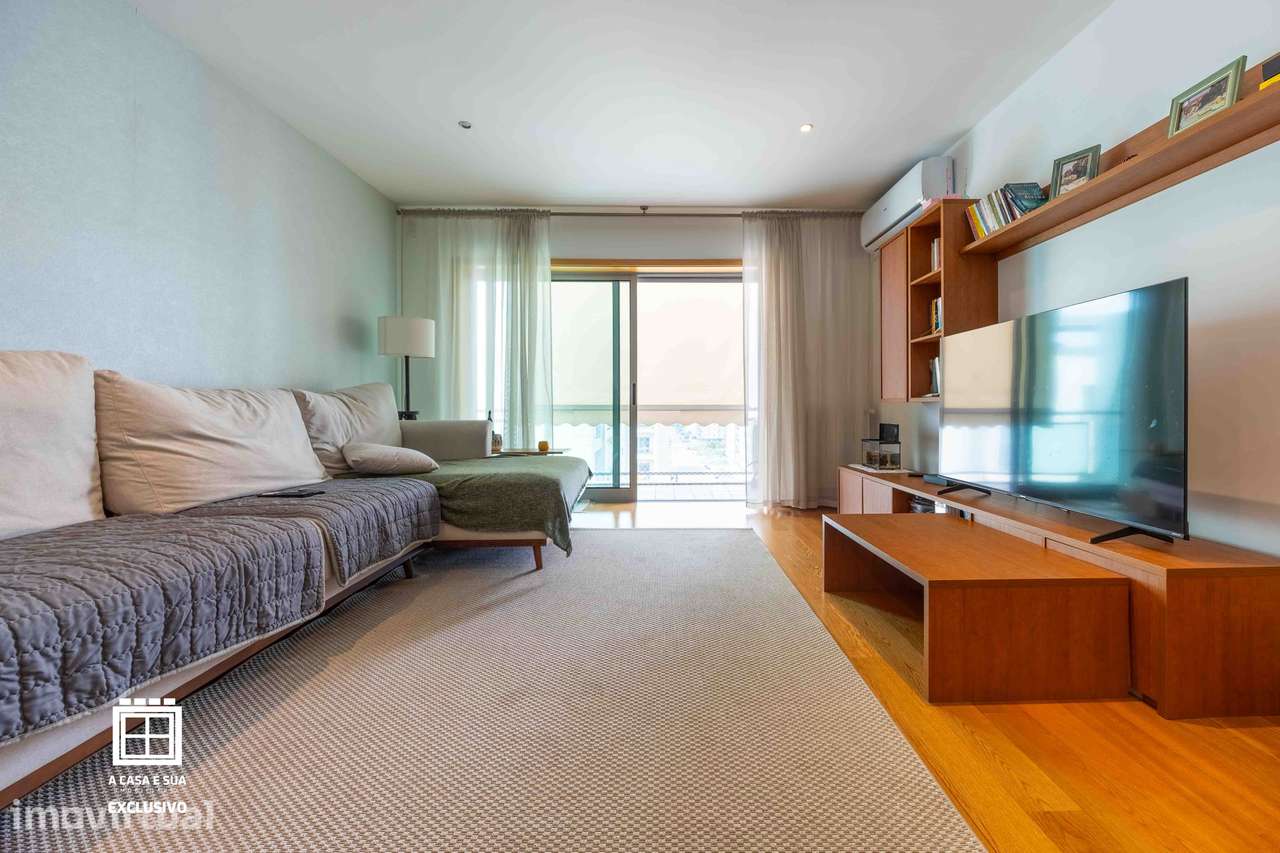 Fantástico Apartamento T2 nos Passionistas, S. M. Feira - Exclusivo - Grande imagem: 2/41