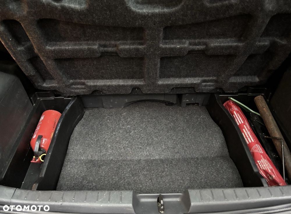 Toyota Yaris 1.0 Luna - 6