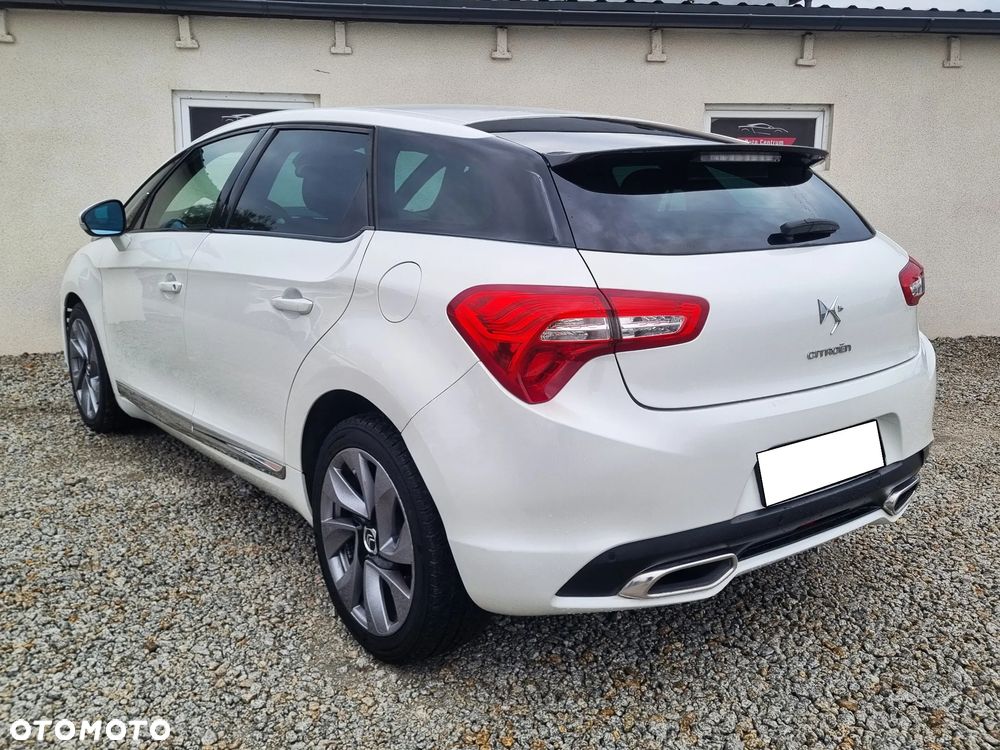 Citroën DS5 2.0 HDi SportChic - 4