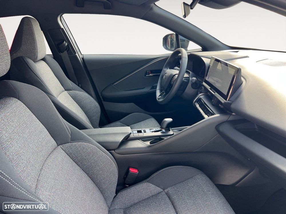 Toyota C-HR - 12