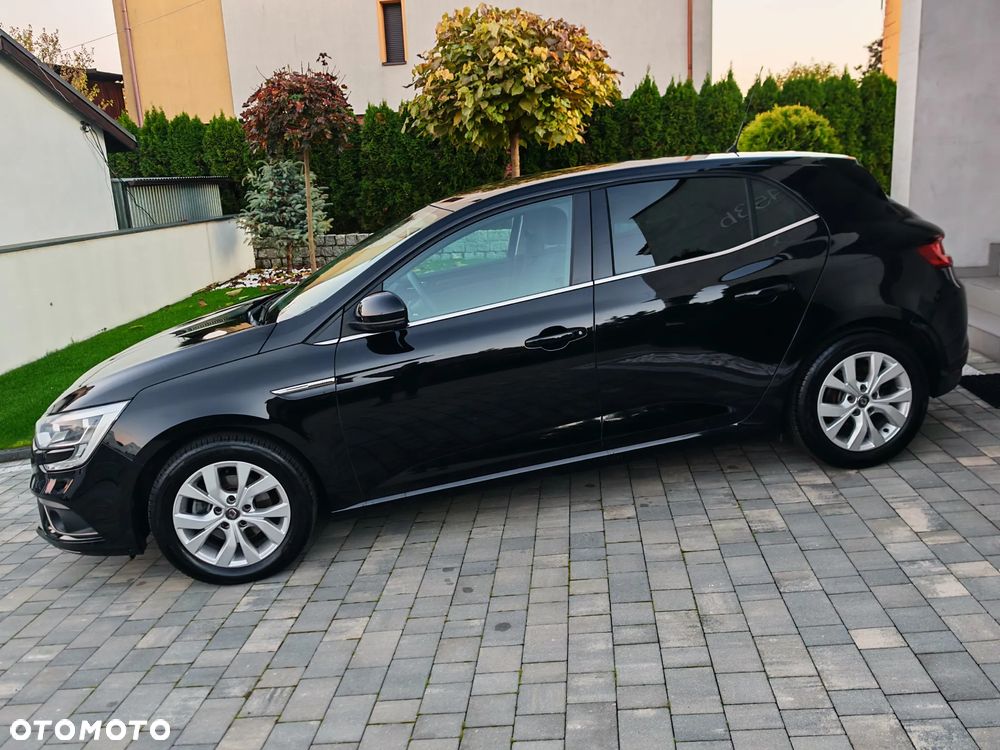 Renault Megane TCe 140 GPF LIMITED - 10