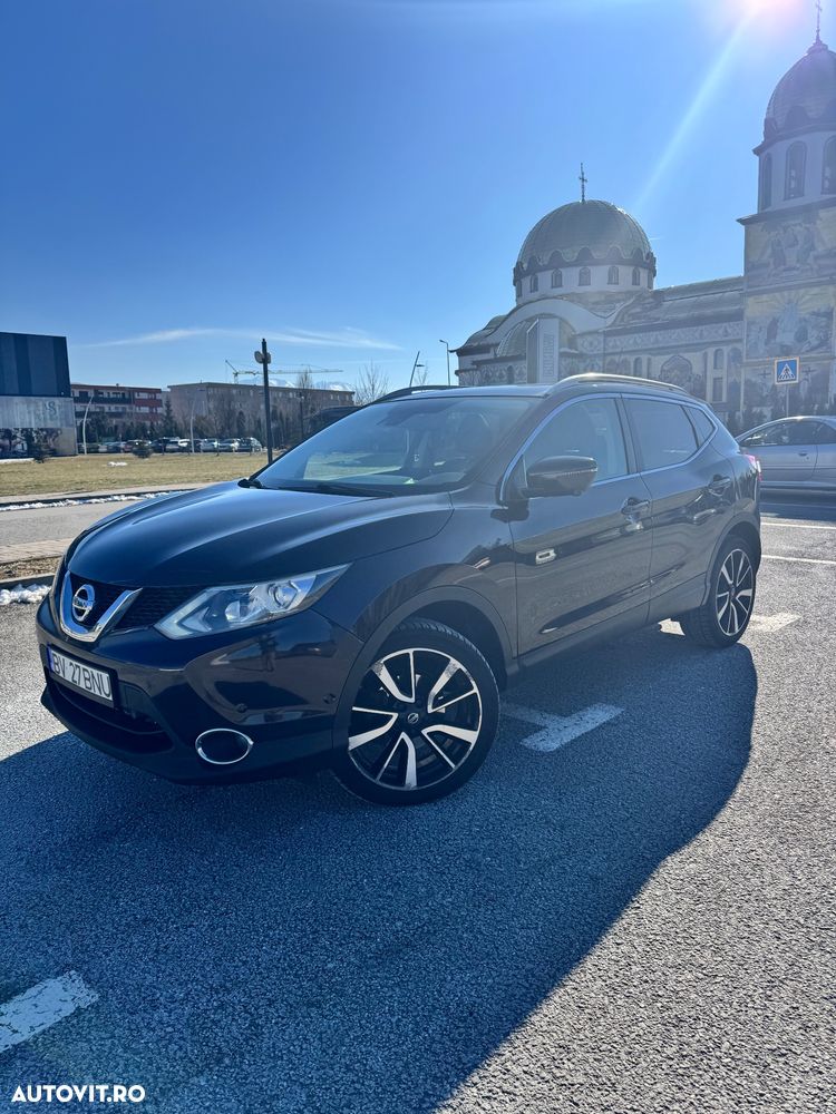 Nissan Qashqai 1.6 DCI Xtronic TEKNA - 1