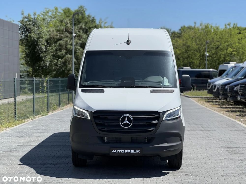 Mercedes-Benz Sprinter - 3