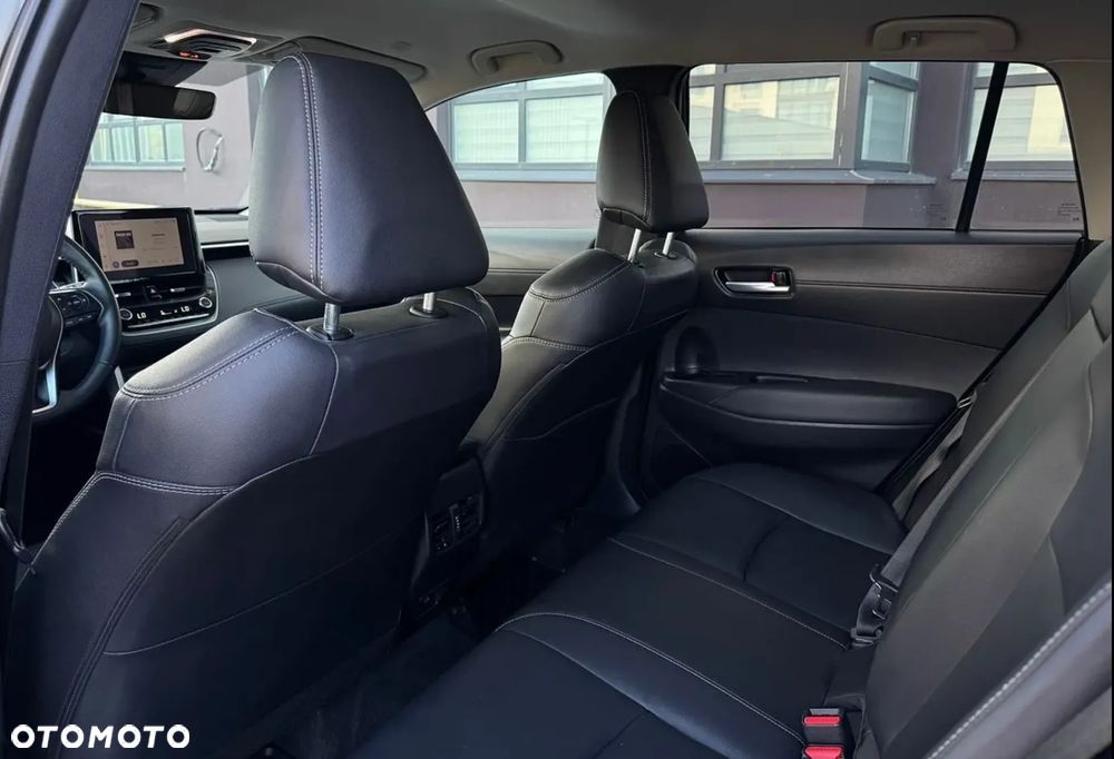 Toyota Corolla Cross - 11
