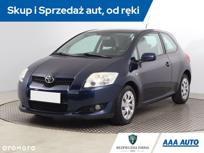 Toyota Auris - 2