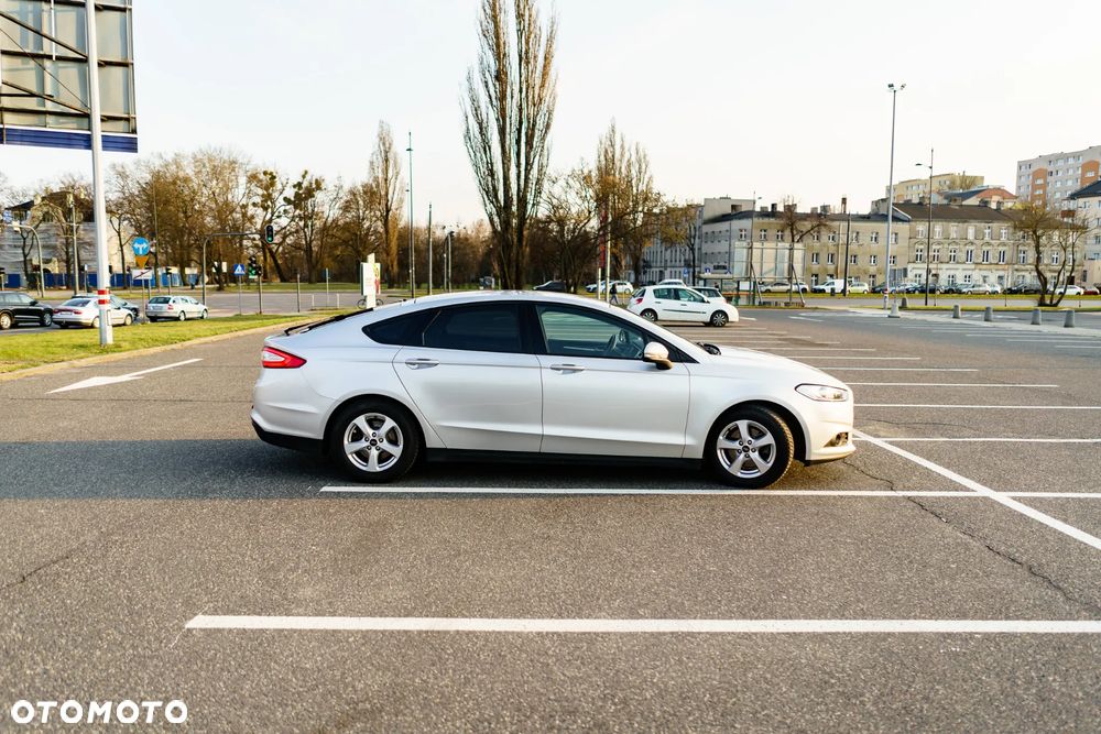Ford Mondeo 1.5 EcoBoost Ambiente - 9