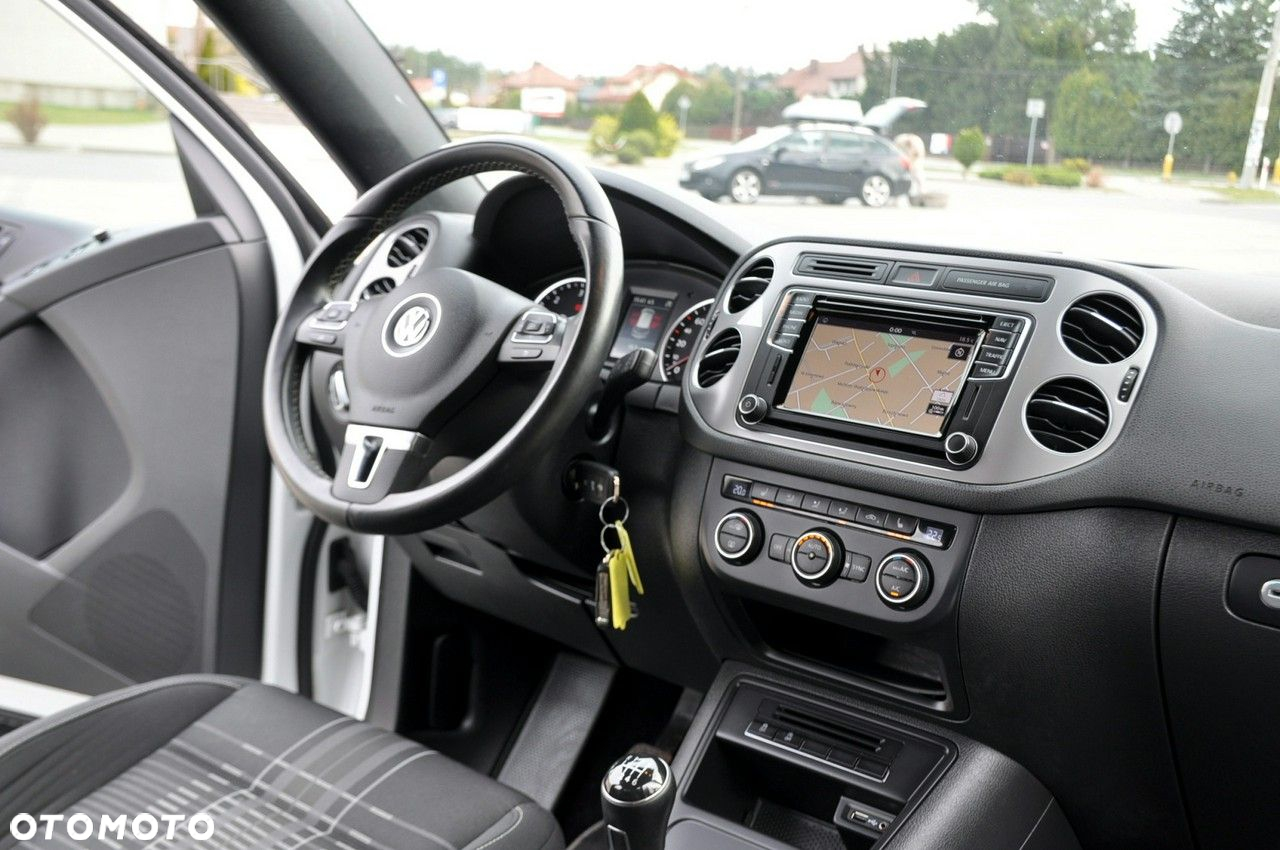Volkswagen Tiguan - 26