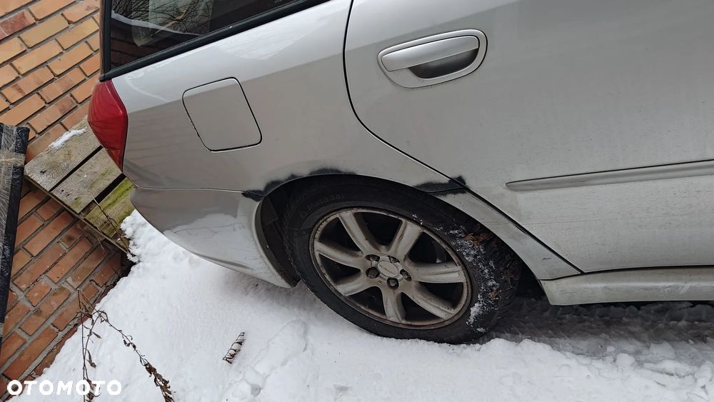 Subaru Legacy - 5