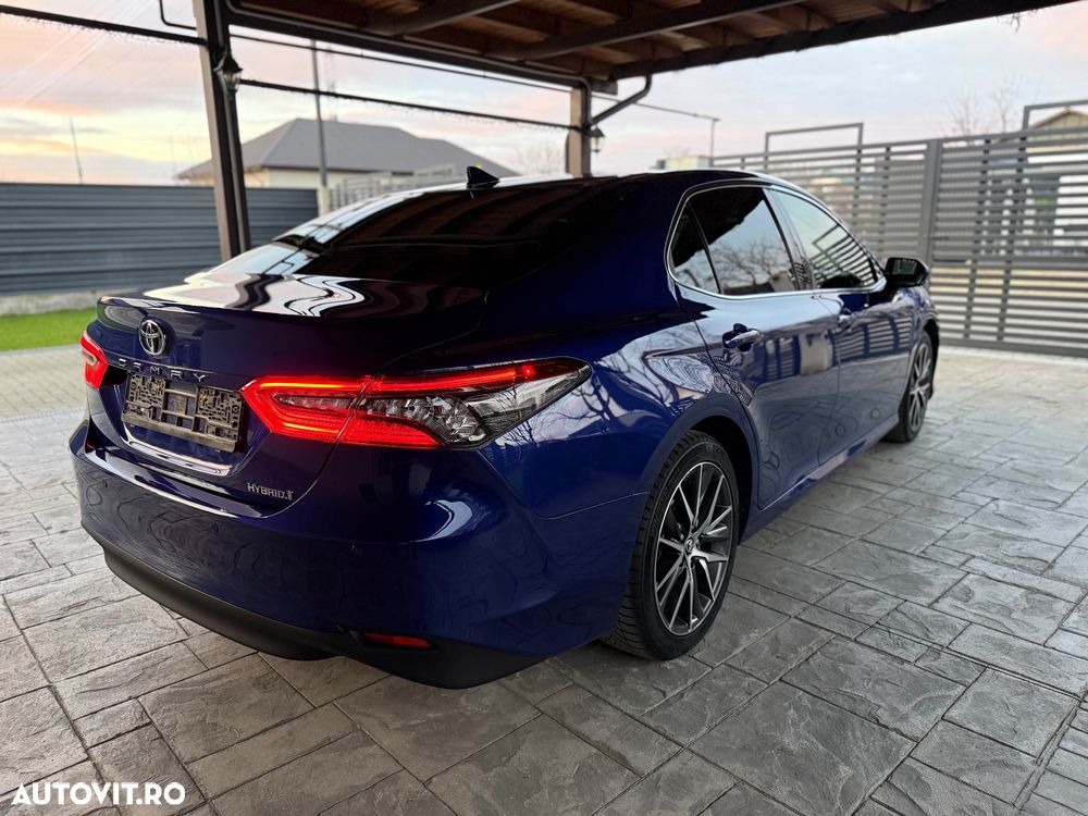 Toyota Camry 2.5 Hybrid Exclusive - 6