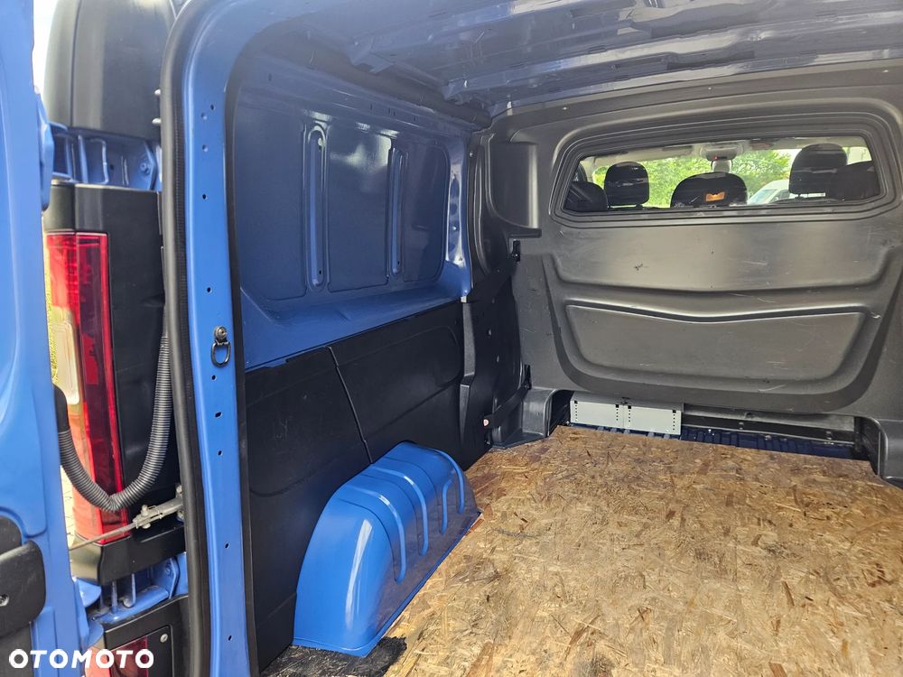 Opel Vivaro - 15