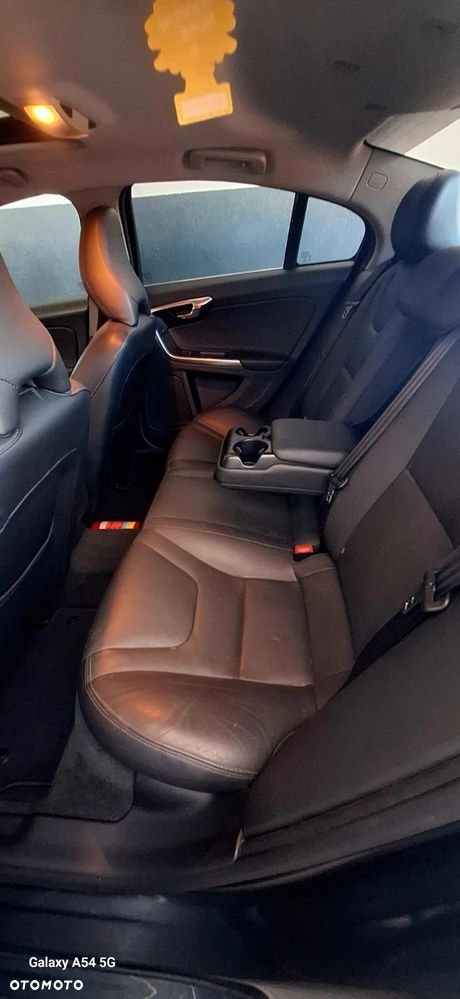 Volvo S60 T5 Momentum - 7