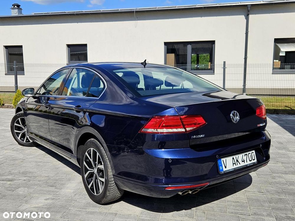 Volkswagen Passat 1.8 TSI BMT Highline - 11