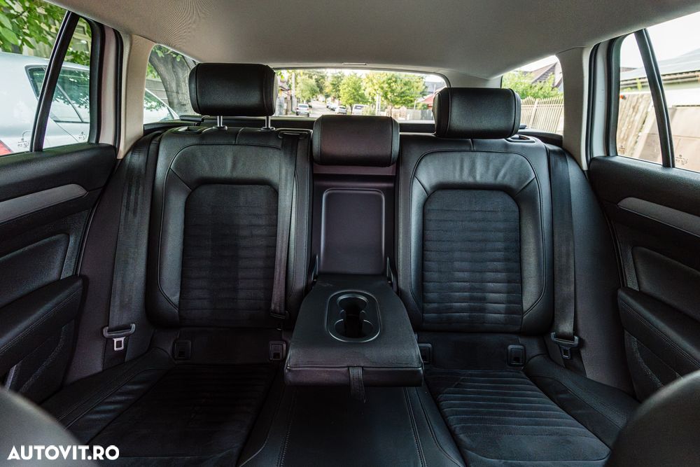 Volkswagen Passat Variant 2.0 TDI DSG R Executive - 10