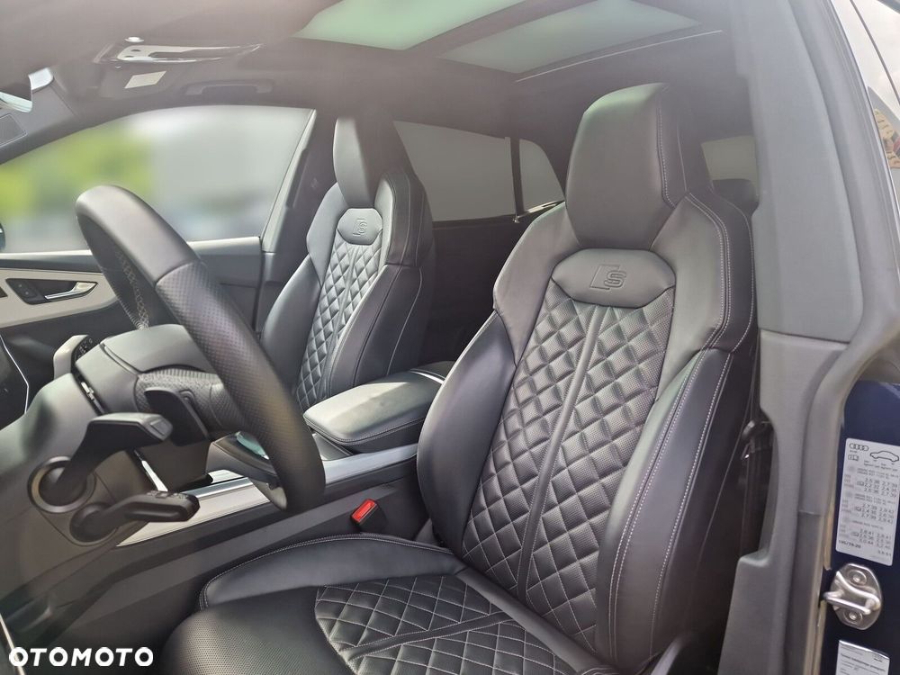 Audi SQ8 TFSI Quattro Tiptronic - 25