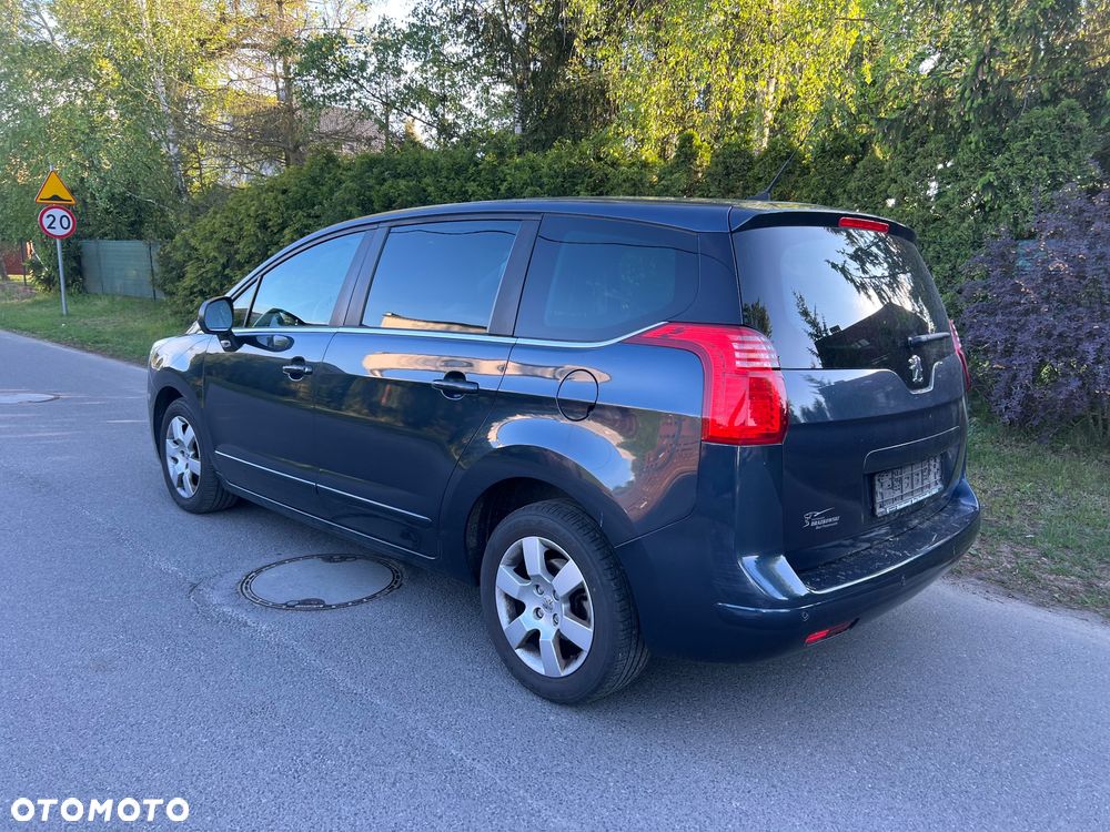 Peugeot 5008 1.6 HDi Premium - 10