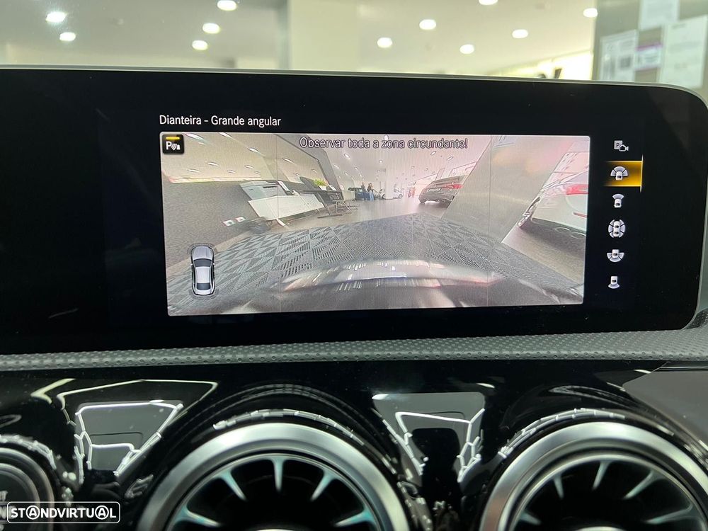 Mercedes-Benz A 180 Limousine d AMG Line Aut. - 32