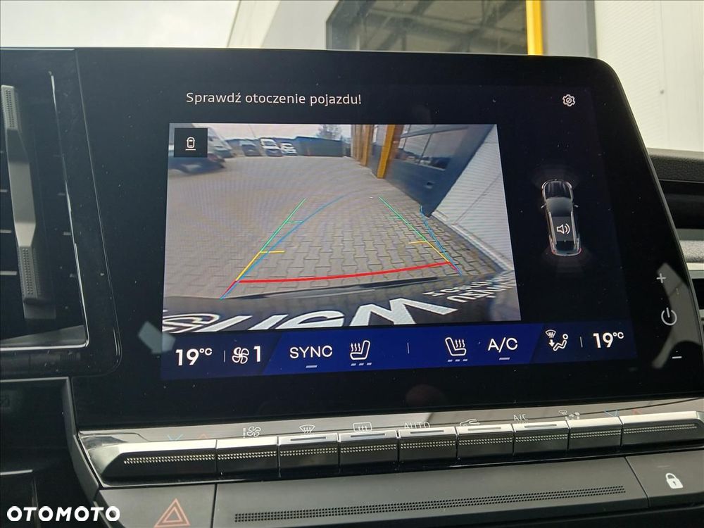 Renault Austral 1.3 TCe mHEV Evolution - 14