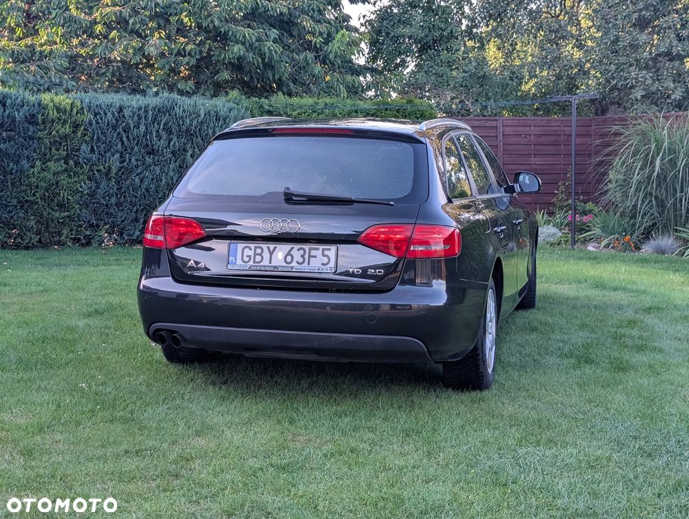 Audi A4 Avant - 6