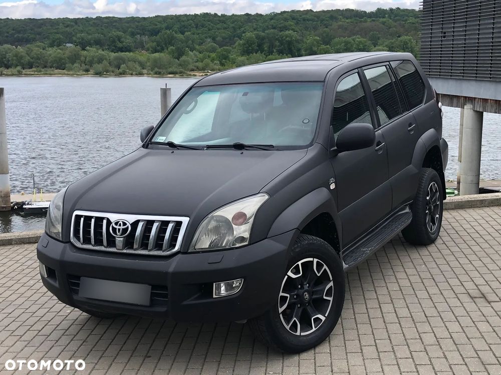 Toyota Land Cruiser - 2