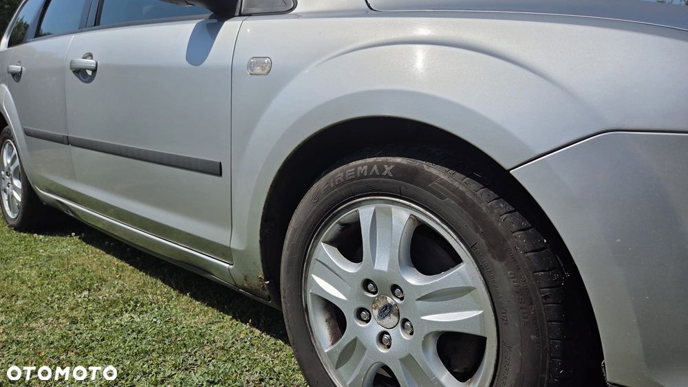 Ford Focus 1.8 TDCi Ambiente - 12