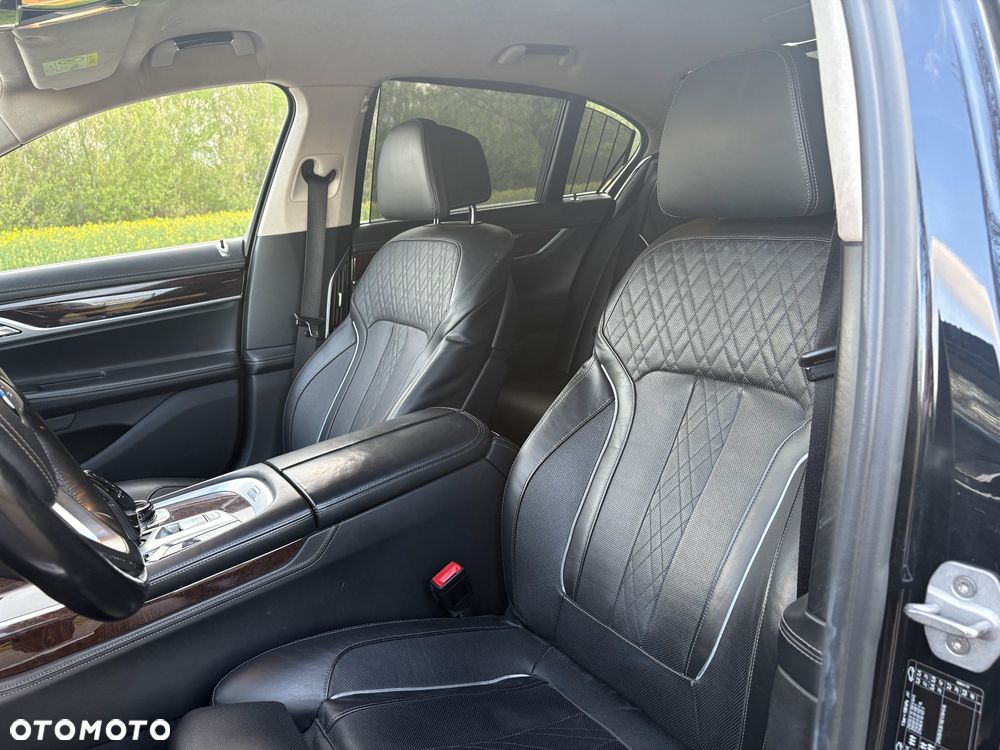 BMW Seria 7 730d xDrive - 12