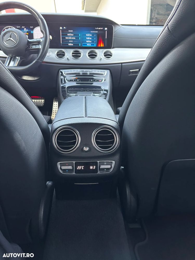 Mercedes-Benz E 220 d 4Matic T 9G-TRONIC AMG Line - 4