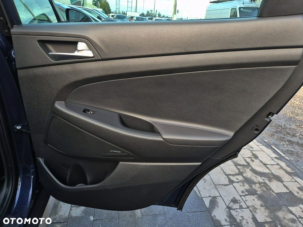 Hyundai Tucson 2.0 CRDI 4WD Automatik Premium - 20