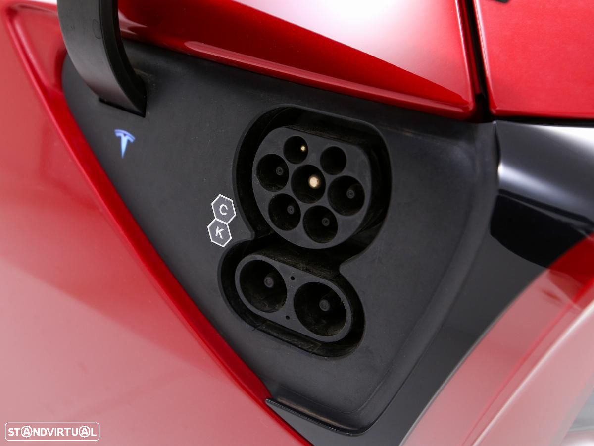 Tesla Model 3 Long Range AWD Dual Motor Performance - 16