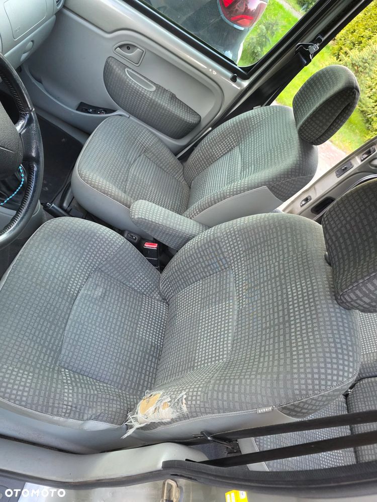 Renault Kangoo 1.6 16V Authentique 4x4 - 27