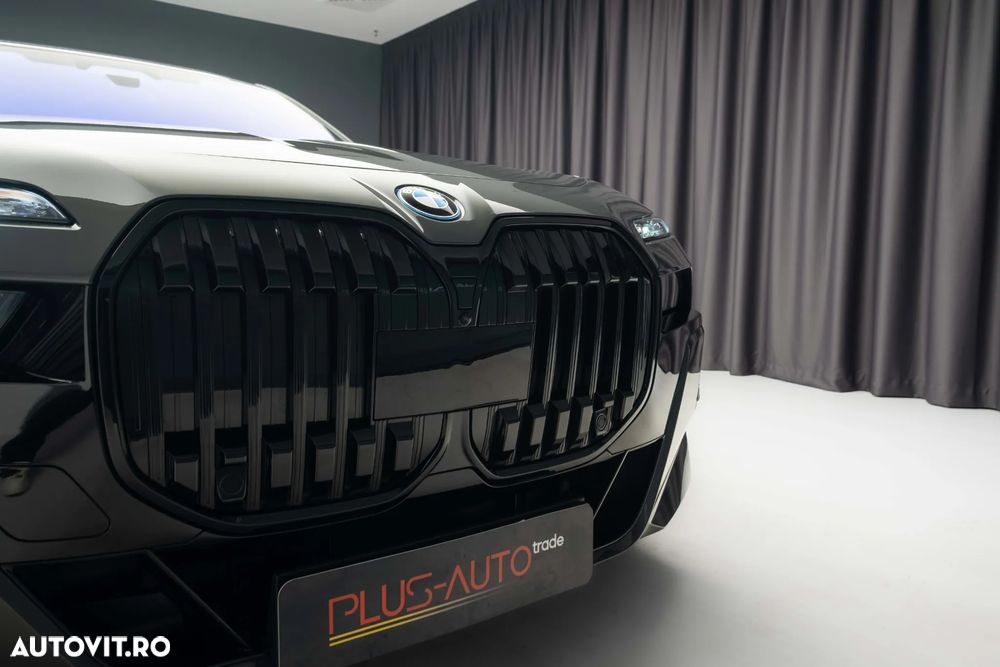 BMW i7 - 7